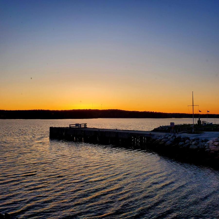 Albert'S Shelburne Buitenkant foto
