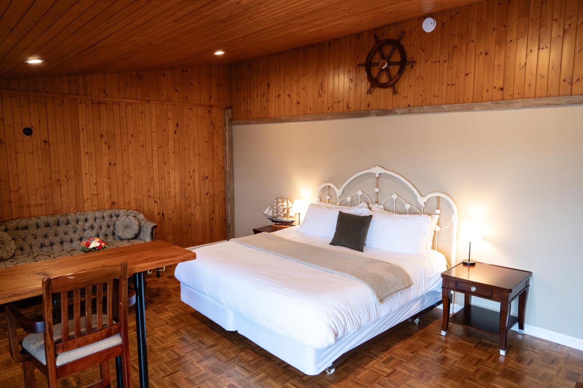 Albert'S Shelburne Buitenkant foto